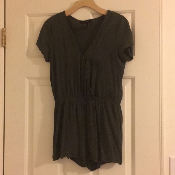 Forever 21 Romper - Picture 1 of 2